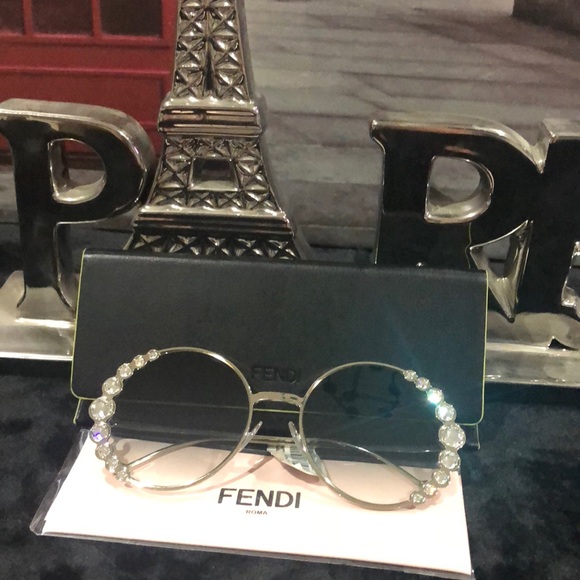 Fendi 
RIBBONS & CRYSTALS FF 0324/S - Picture 12 of 14